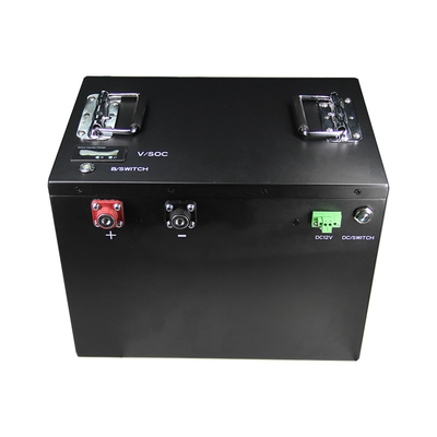 100Ah batterie au lithium de 48 volts pour le chariot de golf 51.2v 200Ah Lifepo4 avec le chargeur de Bms