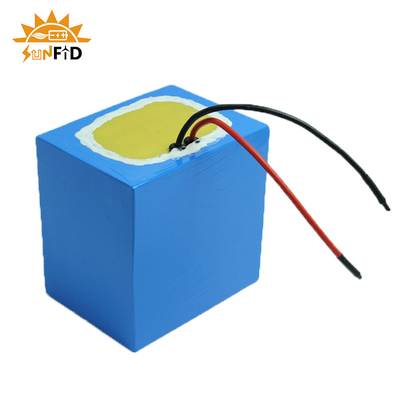 Réverbère solaire du paquet 12.8V 6ah 32700 rechargeables de batterie au lithium de phosphate