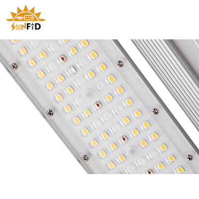 La LED agricole de 320W 4 canaux élèvent la lumière LED intégrée par jardin d'herbe d'intérieur élèvent la lumière