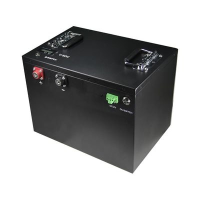 100Ah batterie au lithium de 48 volts pour le chariot de golf 51.2v 200Ah Lifepo4 avec le chargeur de Bms