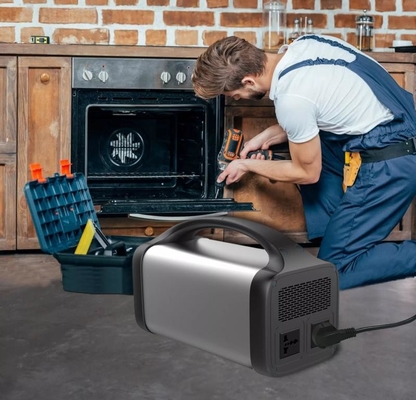 Tous dans une énergie solaire portative extérieure à C.A. 220V 100V 800W 500W 756W de centrale pour le camping