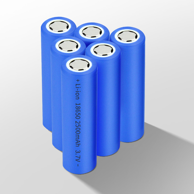 cellule de batterie de 2500mAh Lifepo4 25R 3.7V rechargeable 18650 cylindrique